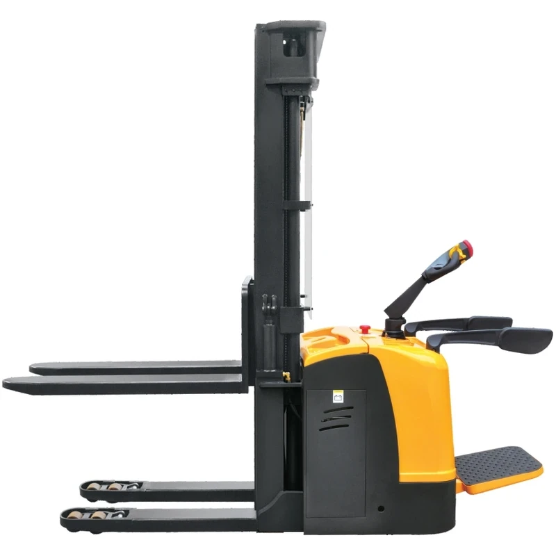 Sähkökäyttöinen ajettava pinoamisvaunu tukijalkojen nostolla (EVV15-IP), 1500 kg, 2500–5600 mm
